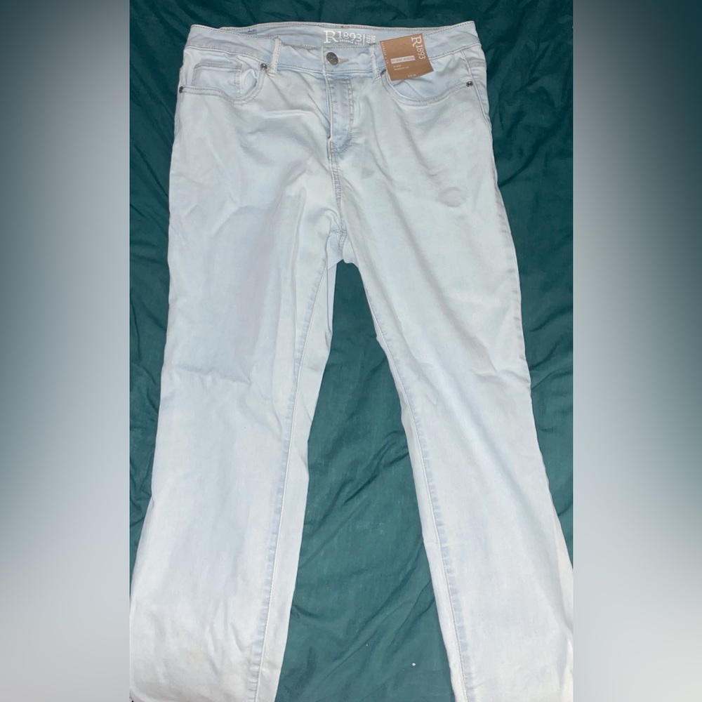 NWT Light Blue Jeggings Size 12